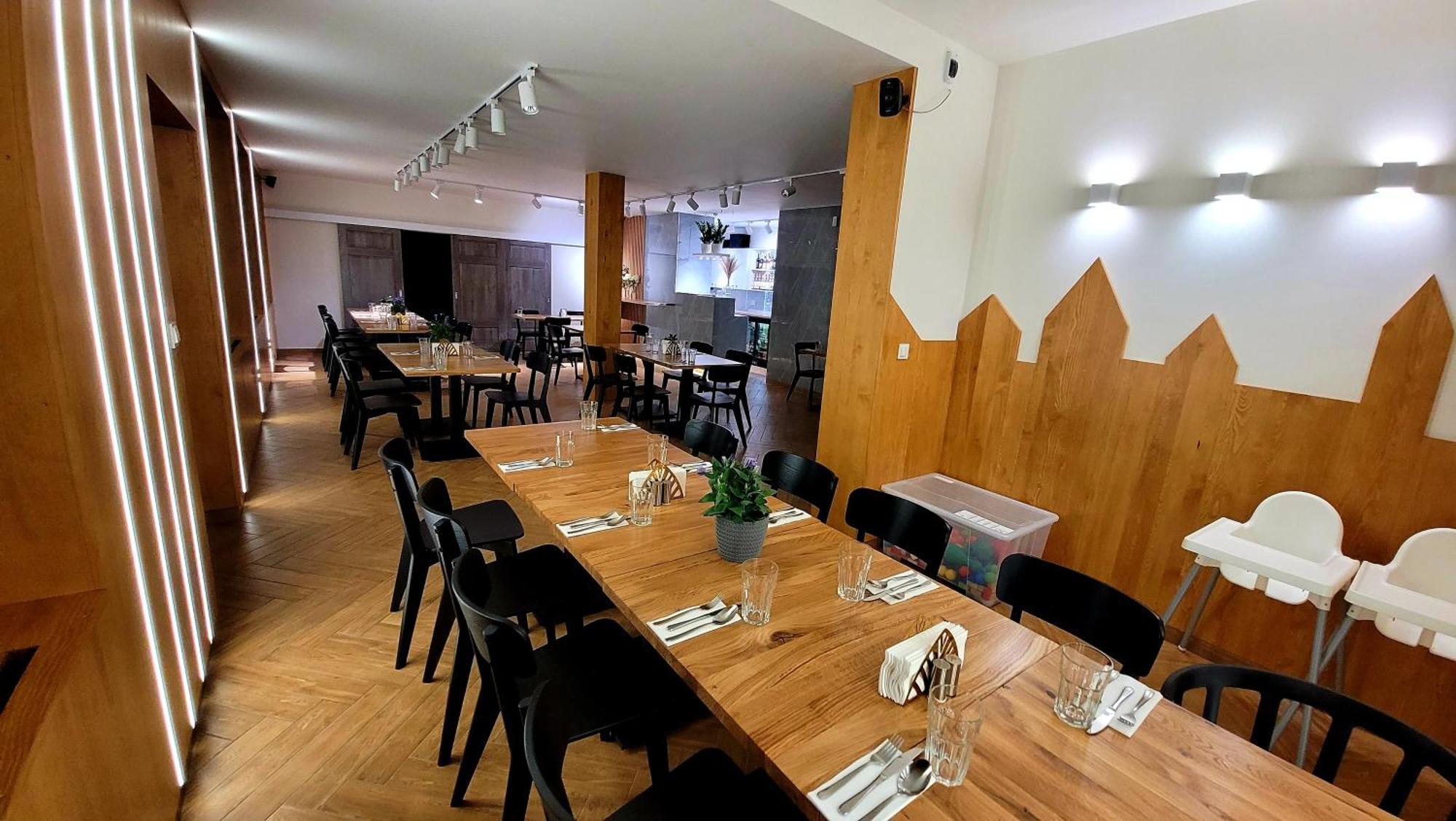 Hotel & Restauracja Wroblewscy Karniewo Экстерьер фото